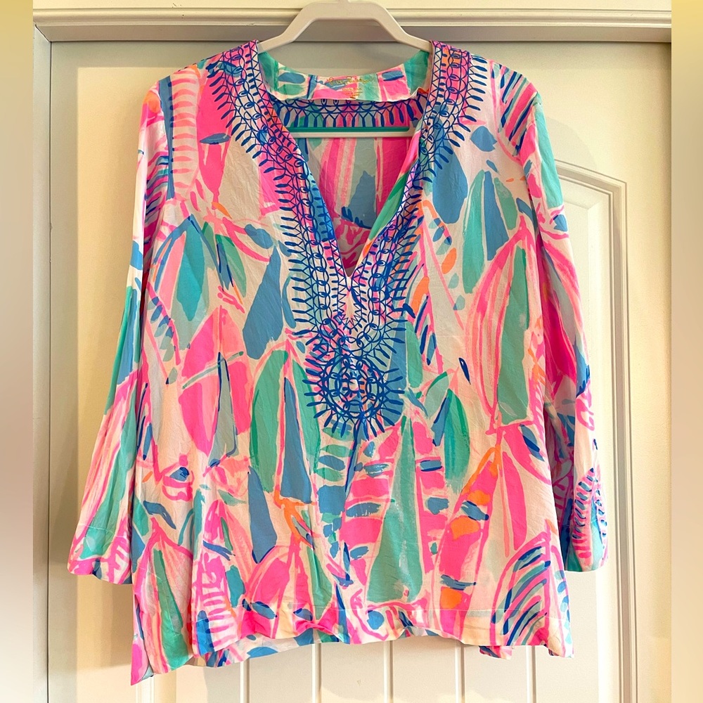 Lilly Pulitzer 3/4 length shirt